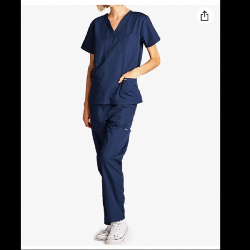 Women’s Navy Blue Dagacci Scrubs, size M